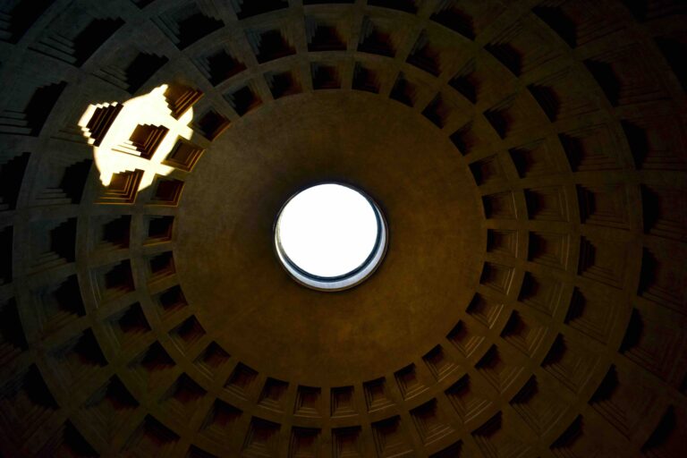 The Pantheon Rome Ceiling: A 2,000-Year-Old Marvel That Still Defies Logic
